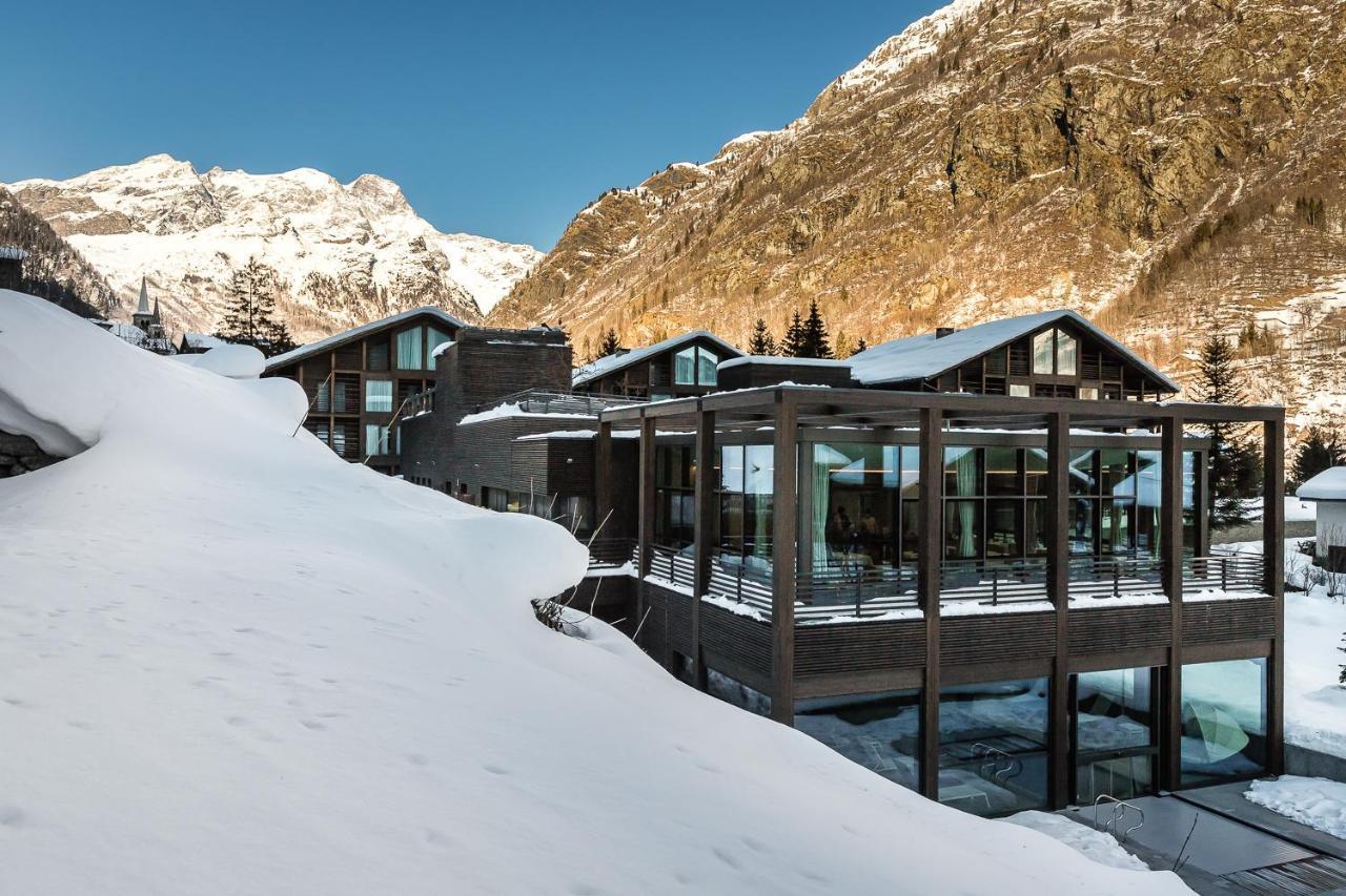 Nh Collection Alagna Mirtillo Rosso エクステリア 写真