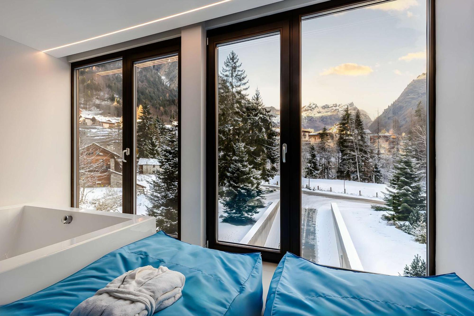 Nh Collection Alagna Mirtillo Rosso エクステリア 写真