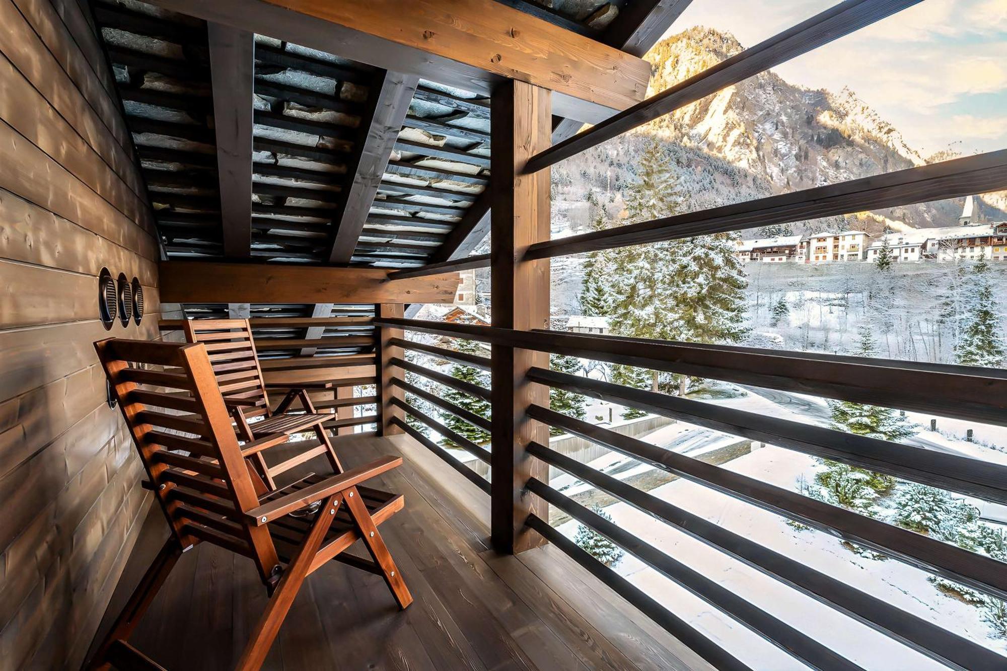Nh Collection Alagna Mirtillo Rosso エクステリア 写真